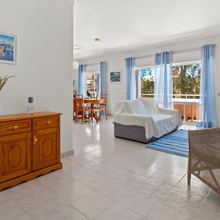 T2 Em Apartment Alvor